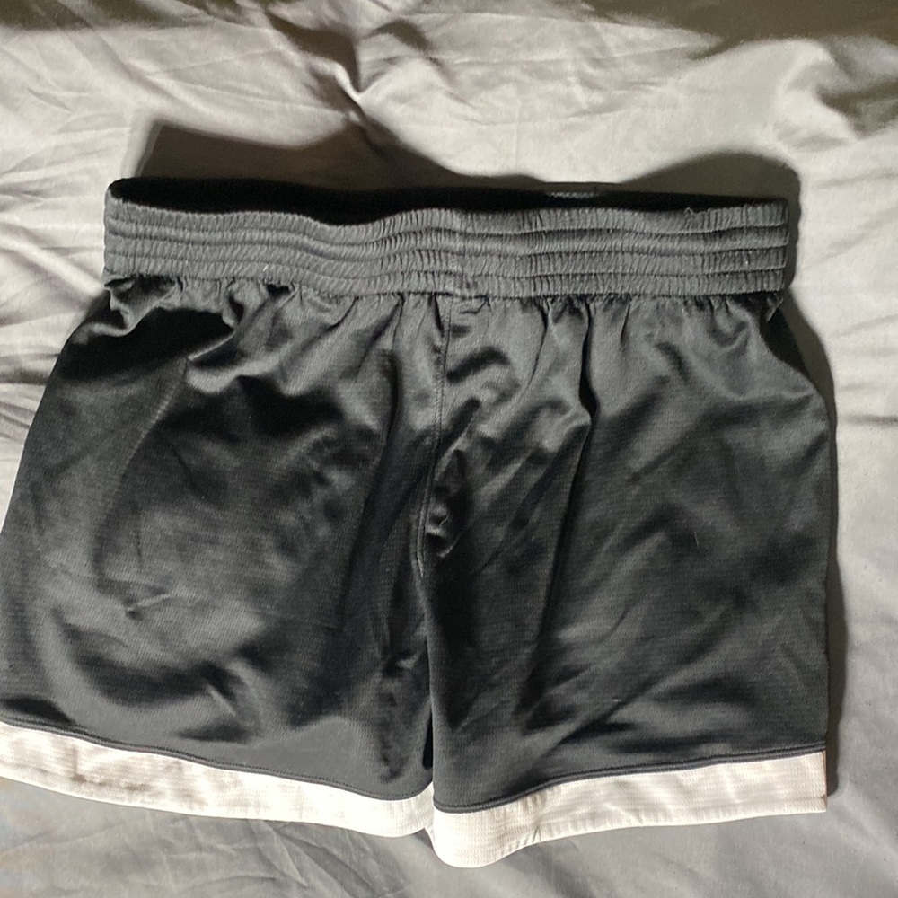 Champion  youth running shorts​​ - Picture 4 of 4